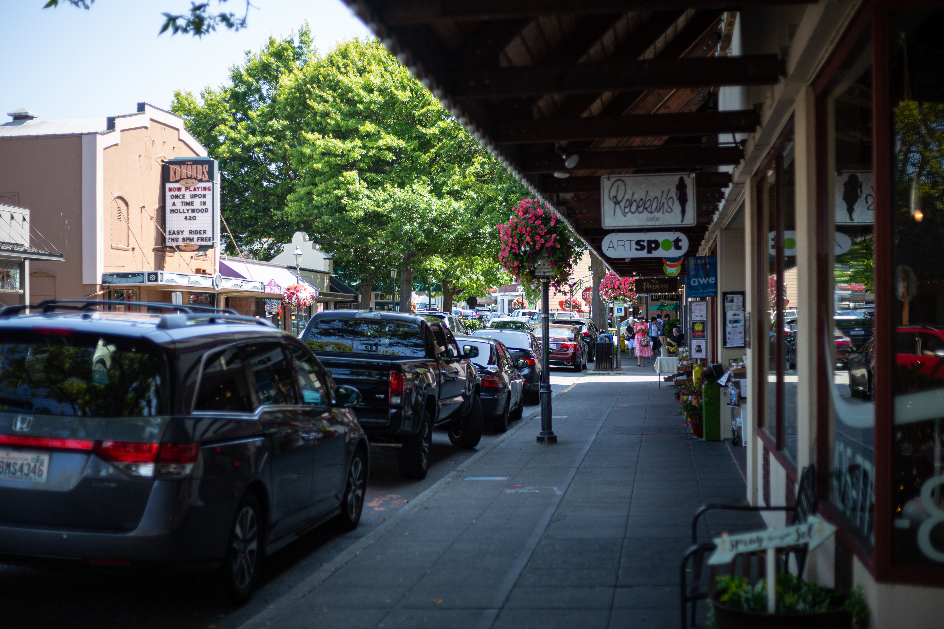 4 Windermere Edmonds